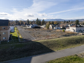 13218 3rd ln in Spokane, WA - Building Photo - Building Photo