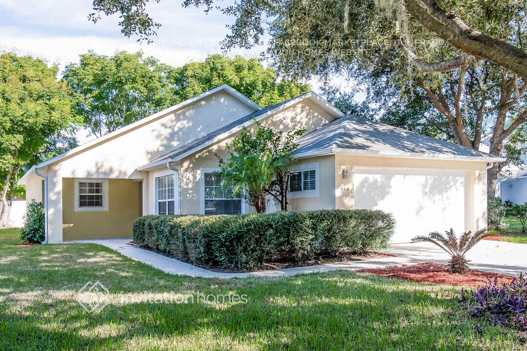 404 Chamberlain Dr in St. Augustine, FL - Building Photo