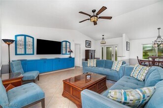 1933 Countess Ct in Naples, FL - Building Photo - Building Photo