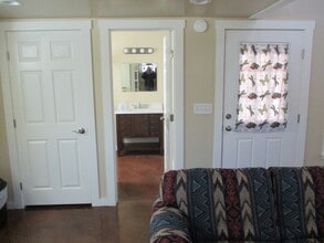 488 FM 1441, Unit Yellow in Bastrop, TX - Foto de edificio - Building Photo