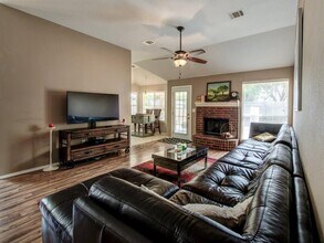 509 Dusty Leather Ct in Pflugerville, TX - Building Photo - Building Photo