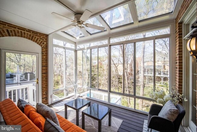 5119 Warren Pl NW in Washington, DC - Building Photo - Building Photo