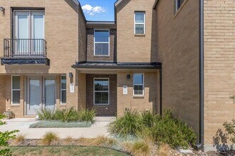 2516 Simond Ave in Austin, TX - Building Photo - Building Photo