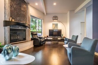 1620 187th Ave NE in Bellevue, WA - Building Photo - Building Photo