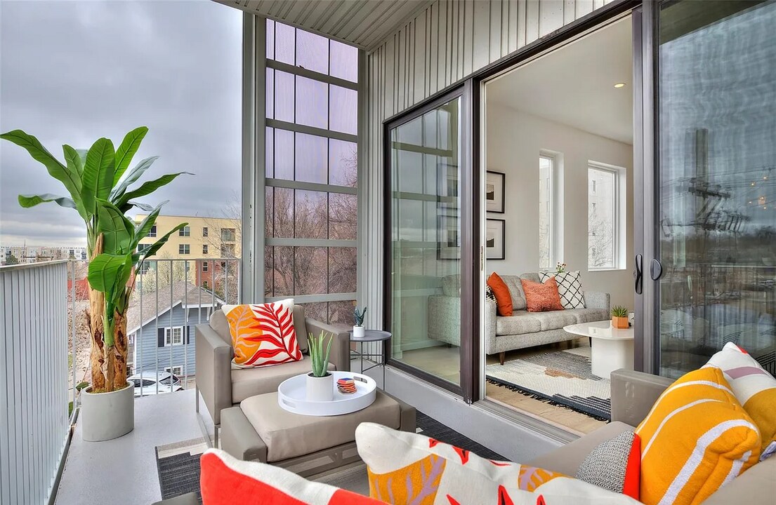 2752 N Clay St, Unit 204 in Denver, CO - Foto de edificio