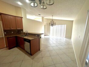 10614 Crystal Cove Ln in Boca Raton, FL - Building Photo - Building Photo
