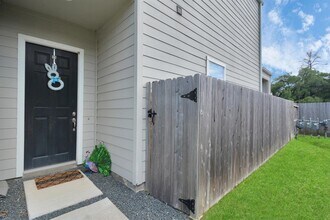 8821 Hollister Pine Ct in Houston, TX - Building Photo - Building Photo