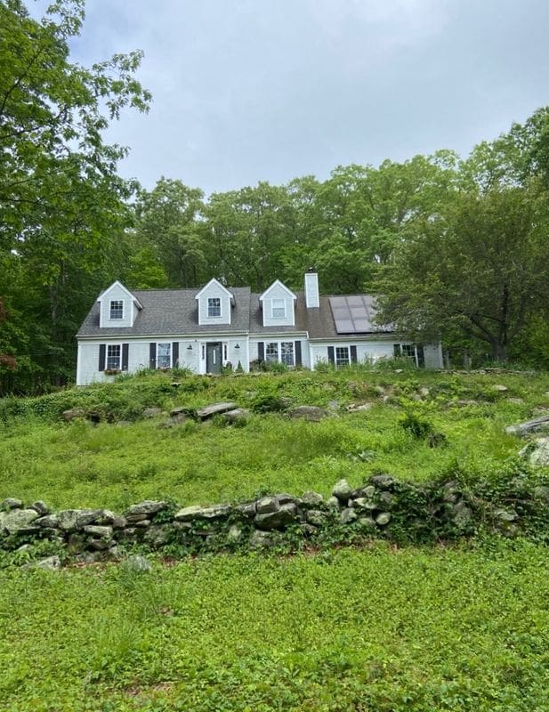 237 Chestnut Hill Rd in Killingworth, CT - Building Photo - Building Photo