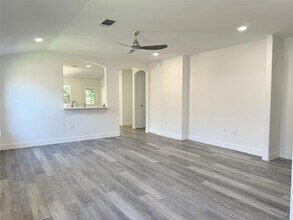 5201 Bantom Woods Bend in Austin, TX - Building Photo - Building Photo
