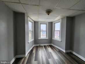 809 N Curley St in Baltimore, MD - Building Photo - Building Photo