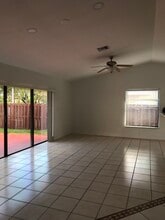 8390 NW 188th Terrace in Hialeah, FL - Building Photo - Building Photo