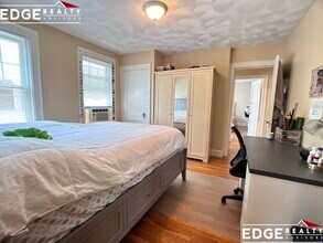 48 Blenford Rd, Unit 1 in Boston, MA - Foto de edificio - Building Photo