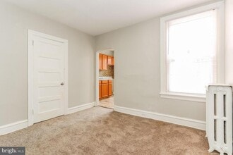 5117 Hawthorne St in Philadelphia, PA - Building Photo - Building Photo