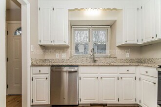 505 Oak Run Dr in Raleigh, NC - Building Photo - Building Photo