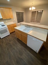 1480 Del Rio in Mountain Home, ID - Foto de edificio - Building Photo