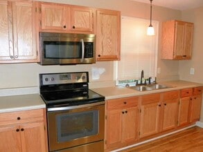 304 Grand St in High Point, NC - Building Photo - Building Photo