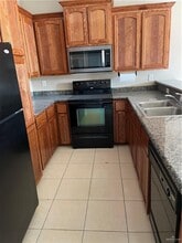 6 Scottland Dr in Edinburg, TX - Building Photo - Building Photo