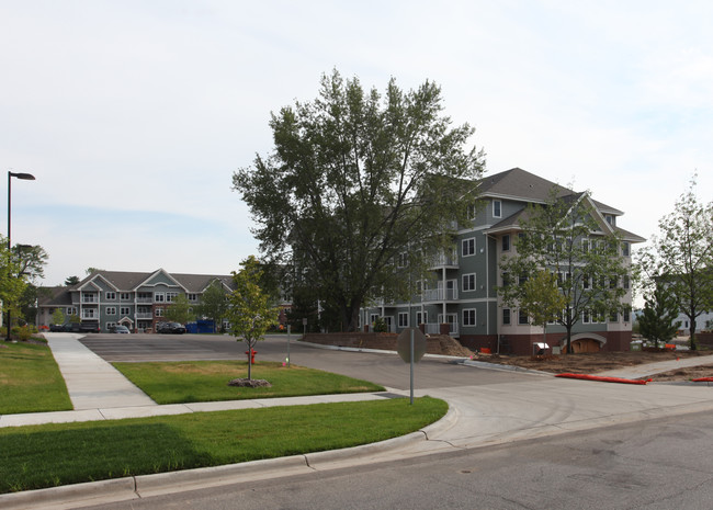 Applewood Pointe of Bloomington at Southtown in Bloomington, MN - Building Photo - Building Photo