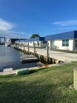 Royal Palm Vista Apartments in Dania, FL - Building Photo