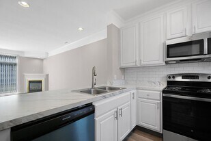 College Park in Columbus, OH - Building Photo