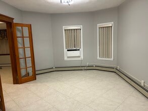 58 Maple St in Malden, MA - Building Photo - Building Photo