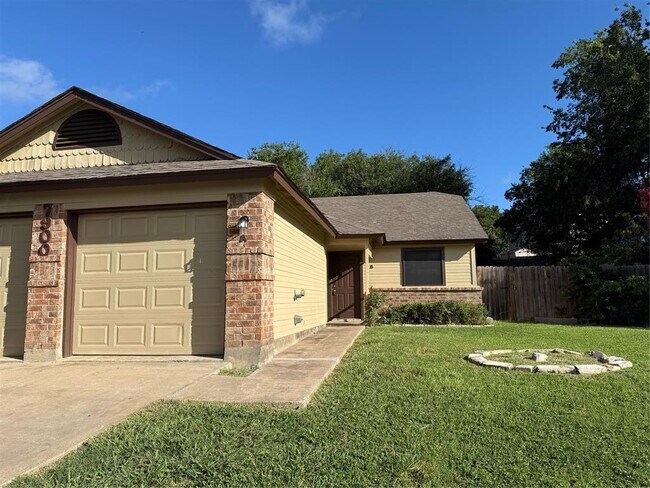7900 Ibis Cove in Austin, TX - Building Photo - Building Photo