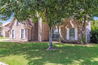 11196 Hidden Meadows Cove in Arlington, TN - Building Photo - Building Photo
