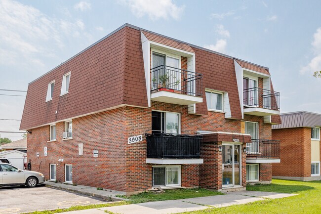 3908 Sainte-Rose Boul