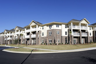 Daniel Pointe Resort in Daniel Island, SC - Foto de edificio - Building Photo