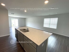 5122 Cameron Cmns Pkwy in Charlotte, NC - Building Photo - Building Photo