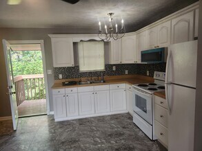 790 Hill St, Unit 790 hill street in Clinton, TN - Building Photo - Building Photo