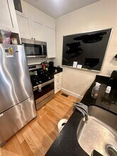 26 Putnam St, Unit #3 in Somerville, MA - Foto de edificio - Building Photo