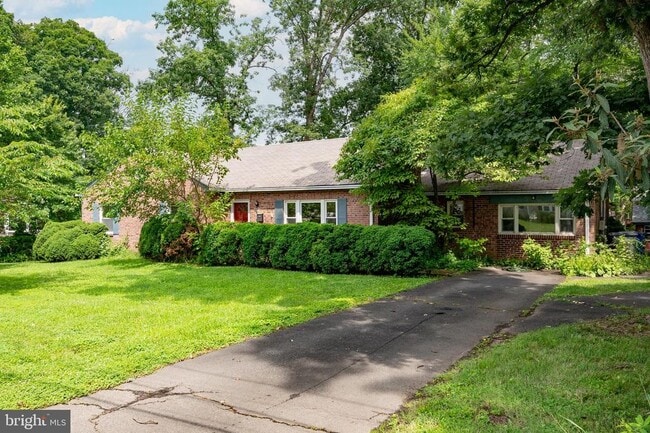 property at 5708 Dawes Ave