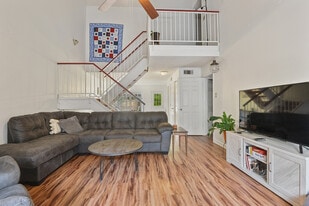 2070 Michel Delving Rd