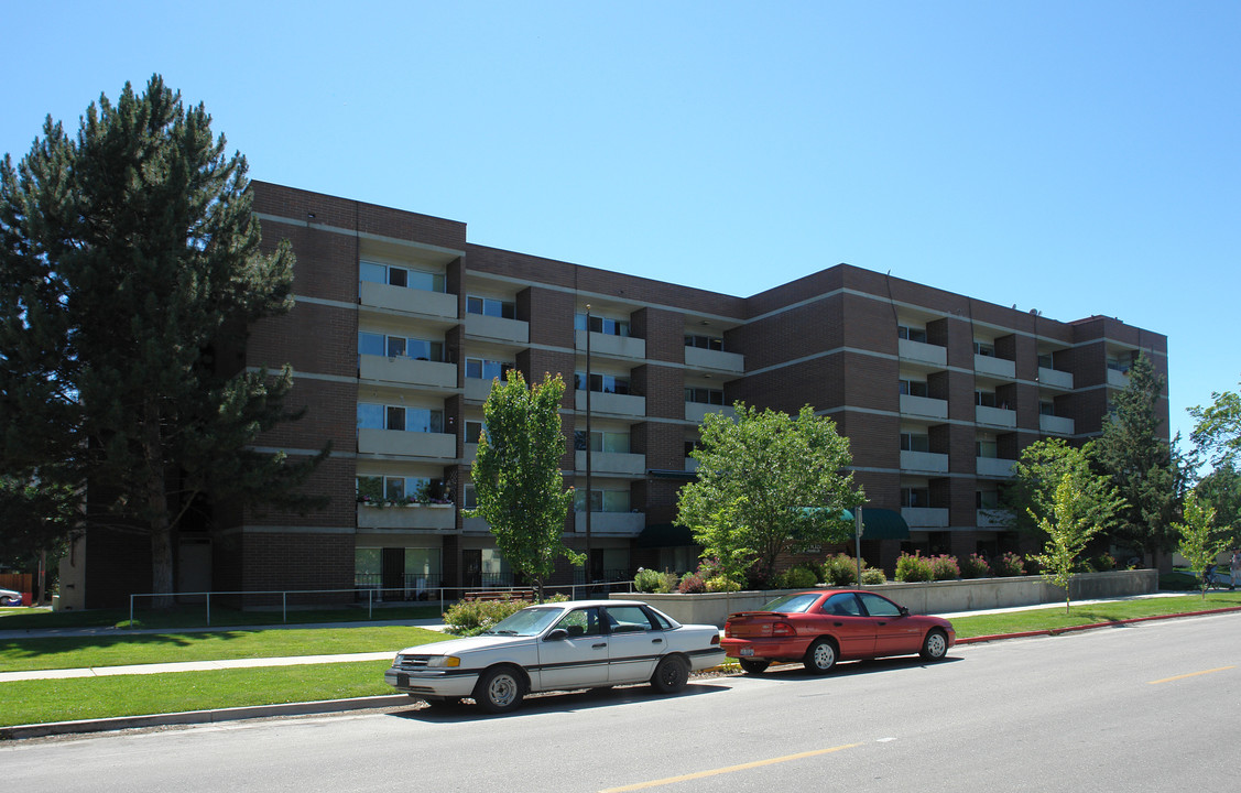 Franklin Plaza in Boise, ID - Foto de edificio