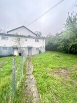 71 Orchard Dr in Morgan, PA - Building Photo