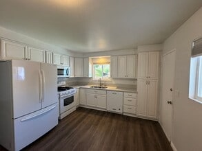 790-92 Vineyard Rd in San Marcos, CA - Building Photo - Building Photo