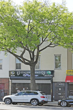 2610 Atlantic Ave in Brooklyn, NY - Foto de edificio - Building Photo