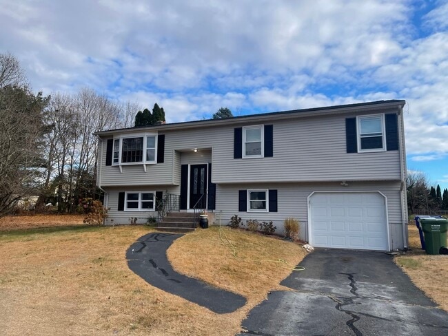 498 Addison Rd in Glastonbury, CT - Building Photo - Building Photo