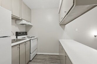 Alturas Penbrook in Odessa, TX - Foto de edificio - Building Photo