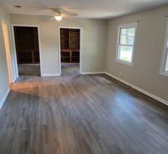 9 Powderhorn Rd in St. Marys, GA - Building Photo - Building Photo