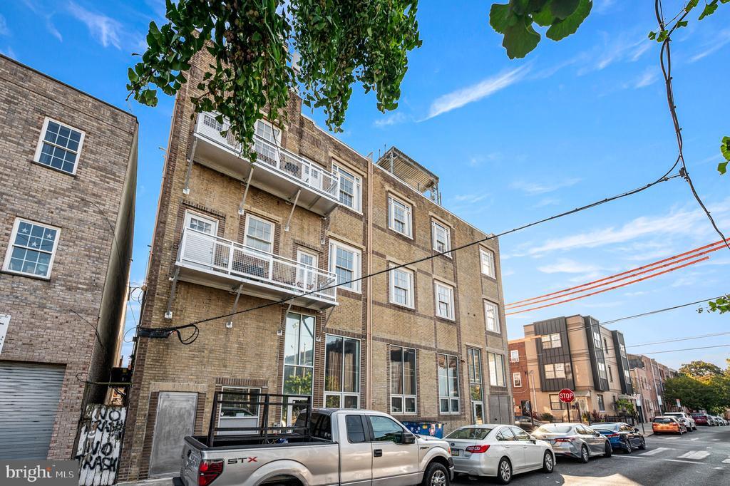 1201 S 5th St in Philadelphia, PA - Building Photo