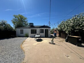 1416 E Granada Rd in Phoenix, AZ - Building Photo - Building Photo