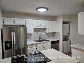 2362 Hosp Way in Carlsbad, CA - Building Photo