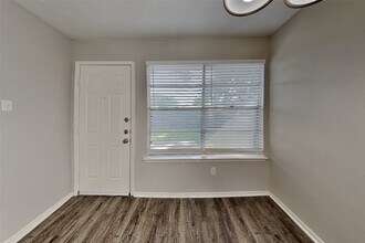 6823 Harpers Dr in Richmond, TX - Building Photo - Building Photo