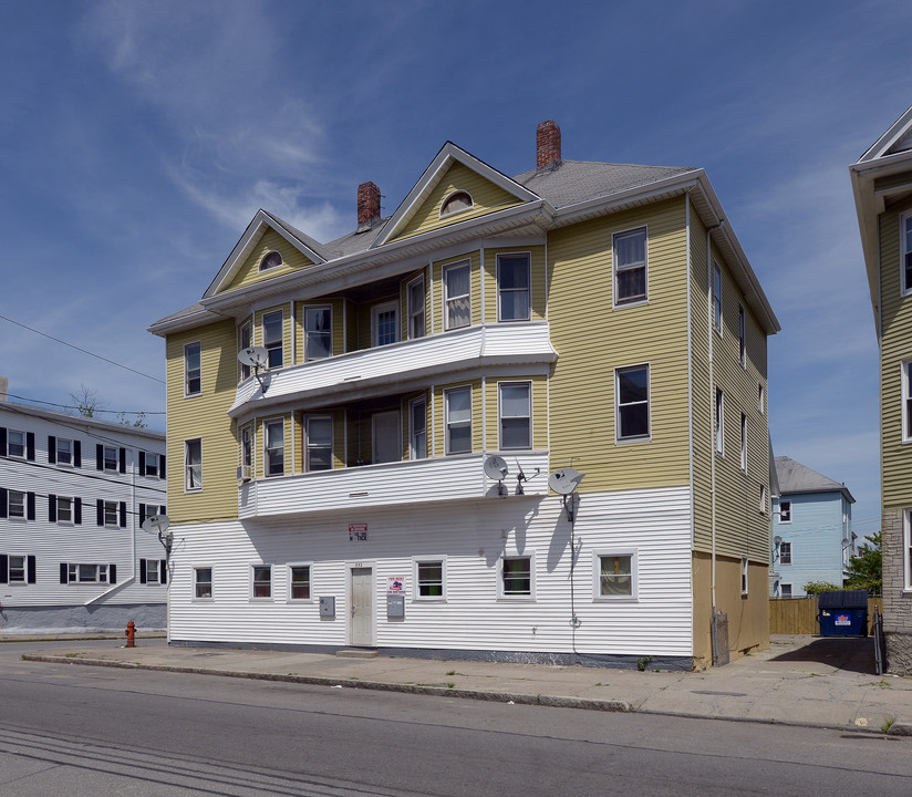 350-352 N Front St in New Bedford, MA - Building Photo