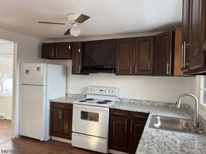 59 Lakeview Dr, Unit 46 in Wantage, NJ - Building Photo - Building Photo