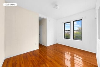 261 14th St in Brooklyn, NY - Building Photo - Building Photo