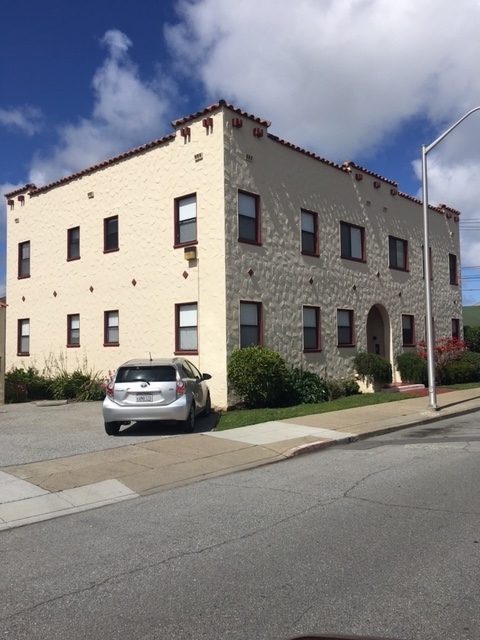 321 Monte Diablo Ave in San Mateo, CA - Foto de edificio