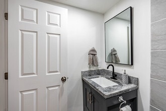 Riverwalk 803 in Clarksville, TN - Foto de edificio - Building Photo